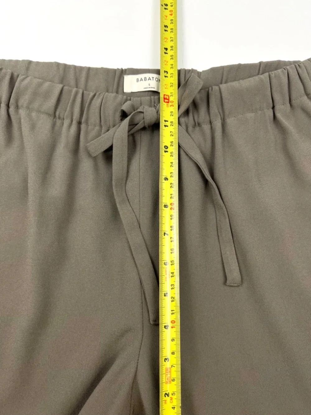 Aritzia Babaton Conan Crepe Dress/Casual Pants size L Taupe Athleisure Weekend